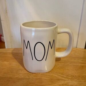 Rae Dunn White Ceramic 'MOM' Mug